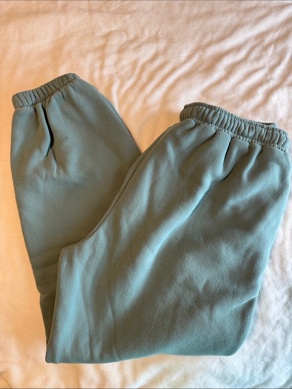 Women’s Fleece Jogger Set in Sage Green - Picture 2 of 14